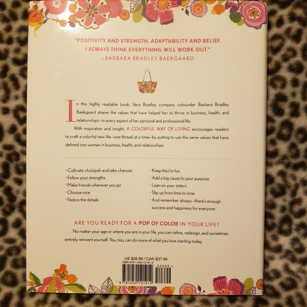 2017 Vera Bradley "A Colorful Way of Living" Vera Bradley Hardcover Book, New - Picture 9 of 15